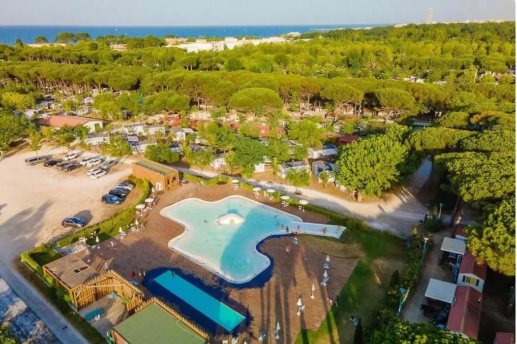 Vacanceselect Mobil Homes - Camping Pineta Sul Mare Camping Village Cesenatico Campsite